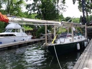 Spruce after nmast lowering at .Hop-O-Nose Marina, Catskill Creek on the Hudson