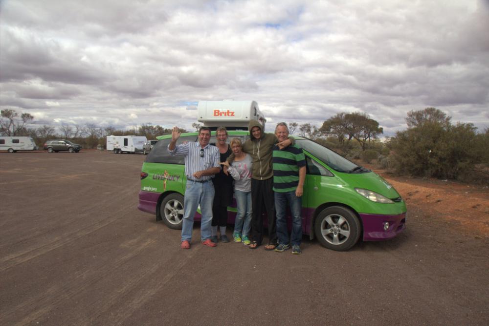 In the middle of the outback we met up with the jolly crew of Lisakaye.What a small world this is.
