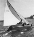 Five Stay Comet, Susquehanna Yacht Club, Susquehanna River, Pennsylvania: 1969 to 1970 - Crewed a five stay Comet for Ev Treadway, Susquehanna Yacht Club. Learned one day . . . the hard way . . . why one needs to keep sheets tangle-free.