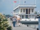 La Duchesse, a houseboat beyond belief