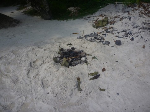 The Tahitian oven in which Sikki baked the coconut bread.