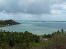 Blick über die Lagunenlandschaft von Bora Bora.