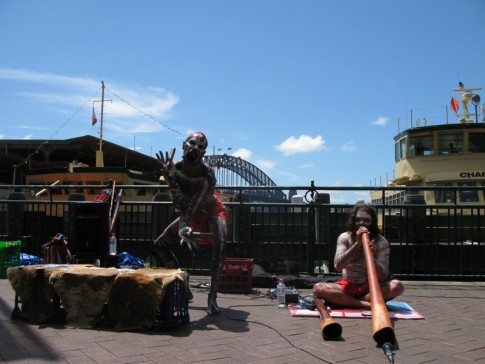 Circular Quay - local aboriginal musicians