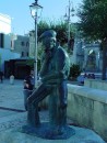 Matera: Statue in center of town seems to capture the nature of the inhabitants who were poor but skillful builders.
