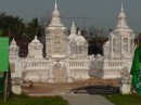 Wat Suan Dok: Mausoleums of royal family.