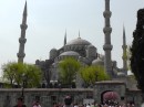 Blue Mosque: Crowds entering gate at this time are going to service, we are turned away so time to grab some lunch.
