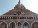 Basilica di San Antonio: A large church but not Padua