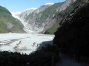 walking to Franz Josef glacier