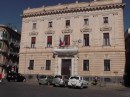 Siracusa: Bank in a former palace.