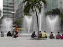 Kuala Lumpur Petronas towers fountain show