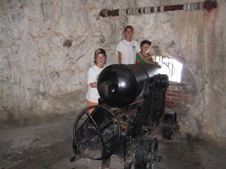 One of the canons in the "Siege Tunnels"