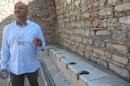 Levant tells us about toilets in Ephesus