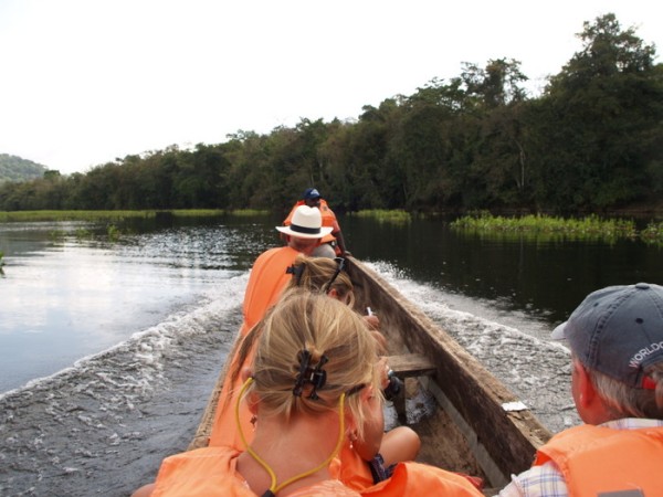 Embero Indian Canoe, Panama Inland Lake