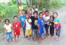 This was a really nice group of kids at Sanggar, Sumbawa. Unfortunately, a few of them afterwards blew the image by paddling out to J IV in their canoes to beg for gifts. 21-9-13