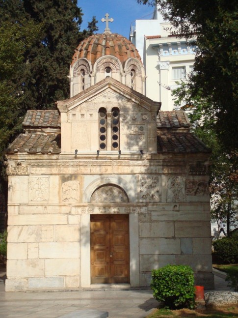 12th C Church of Agios Eleftherios aka "Little Metropolis"
