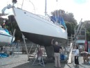Sven & Liz inspecting the new waterline and topsides paint job.