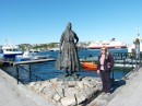 The fishwife in Kristiansund...... and a statue