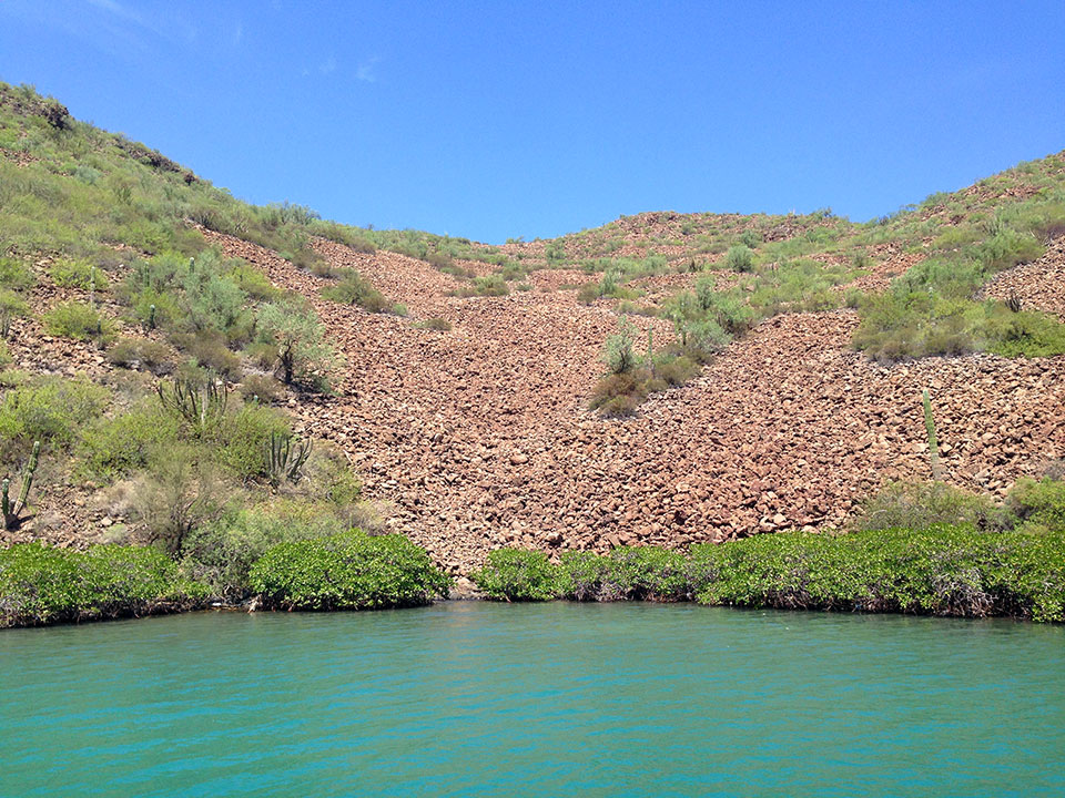 The scree pile surrounded by mangroves where Due West ended up. If we had to go aground, this was definitely one of the "luckiest" place we could have gone aground.