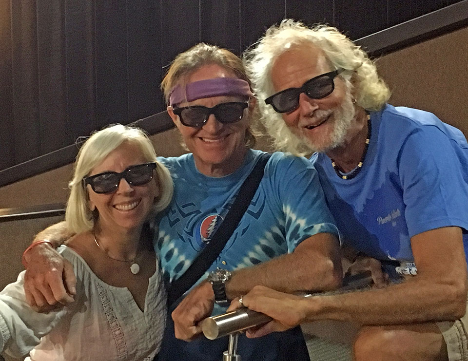More "hasta luegos" to our friends Lisa and Don on s/v Wind Charmer. They stayed with us for a night before flying back to the US for a month and we took in 3-D "Pirates of the Caribbean." Heidi will meet up with Lisa again in Orlando later this month when they attend their Neal