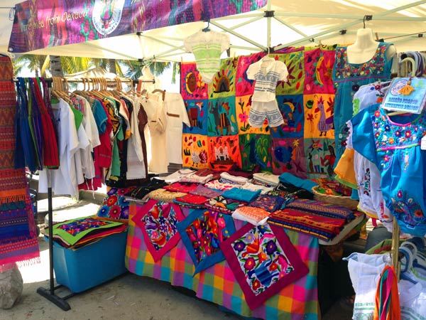 More bright Huichul clothing and textiles, many items have animal themes to them. 