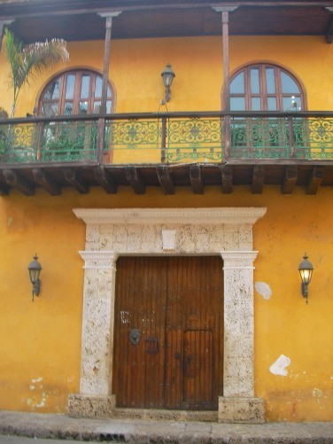 typical building Cartagena Old Town