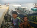 Isla Maquina children
