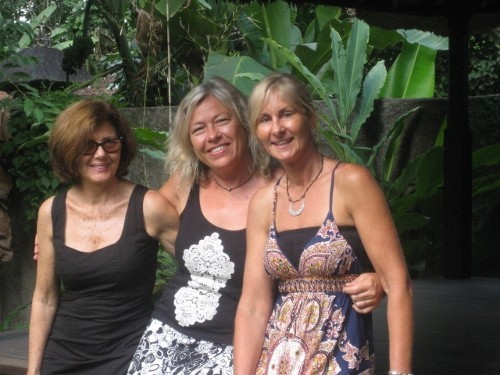 Elizabeth Linda and Jackie Sunshine Coast girls in Ubud