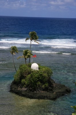 The white blob on top of this little island is a tomb for the chiefs of this part of Samoa.  It is right by the Sea Breeze resort and we are happy to hear it was not harmed.
