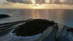 Drone pictures of Spruce at anchr Amanu