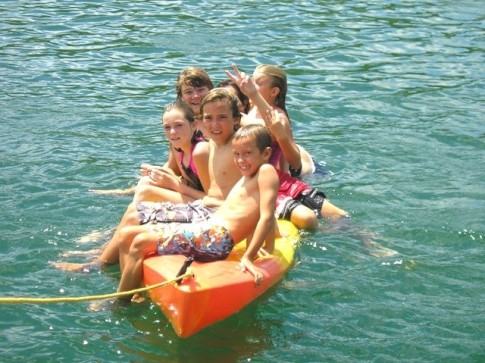 John, Daniel, Allyson, Cameron and Jessie having a kayak day!.JPG