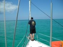 Remco looking for coral heads while crossing the Caicos Banks