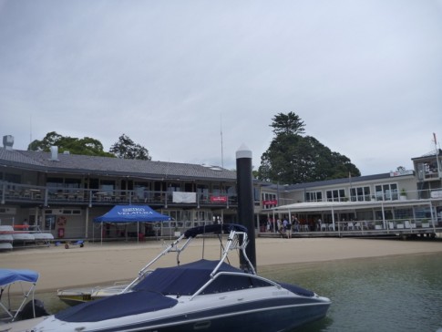 Middle harbor Yacht Club