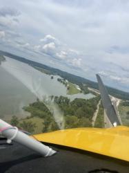 Final Approach to Sky Ranch, TN: Short runway! Water on both ends! Whoo hoo!!