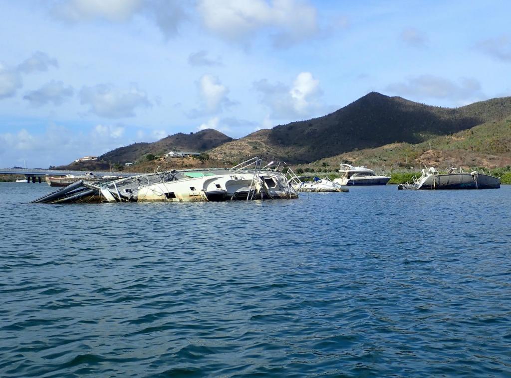 Scheepswrakken lagoon St. Maarten