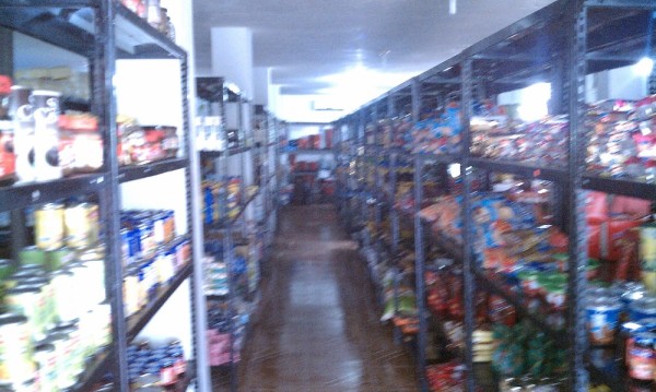 A typical grocery store on the Galapagos - no diet coke here!!!