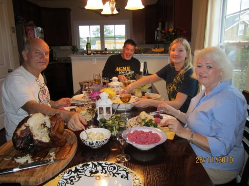 Thanksgiving Dinner
Burger, Trey, Melanie, Sherry