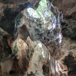 Spider Caves, Rock Sound