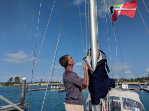 Hoisting the Bahamas courtesy flag