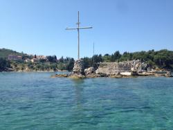 Petriti, Corfu: You can anchor either side of these rocks in beautiul clear water.  Nice beaches and places to swim.