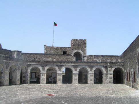 The upper part of the fort where the gunpowder magazines were.