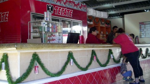 Santa Rosalia - drive through beer stand