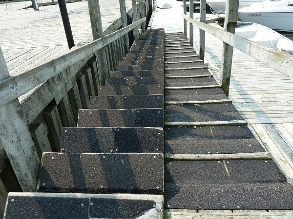 These steps and ramp are used to go down to the boats depending on the size of the tide.