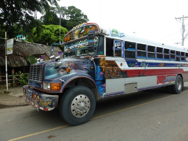 Bus which goes to Colon and Panama City from Portobello