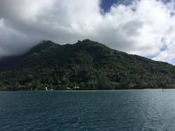 We are approaching Moorea