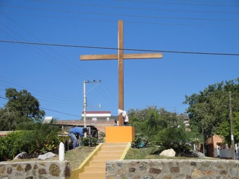 The cross in La Cruz, which of course means--The cross.