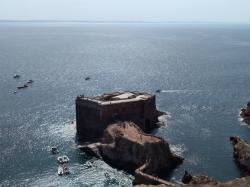 Ilha da Berlenga: An impressive castle adds to the dramatic scenery