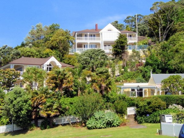 Some of the beautiful homes on the hill overlooking the Russell waterfront.