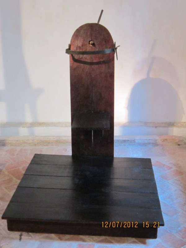 Strangulation Chair, Museum of the Inquisition