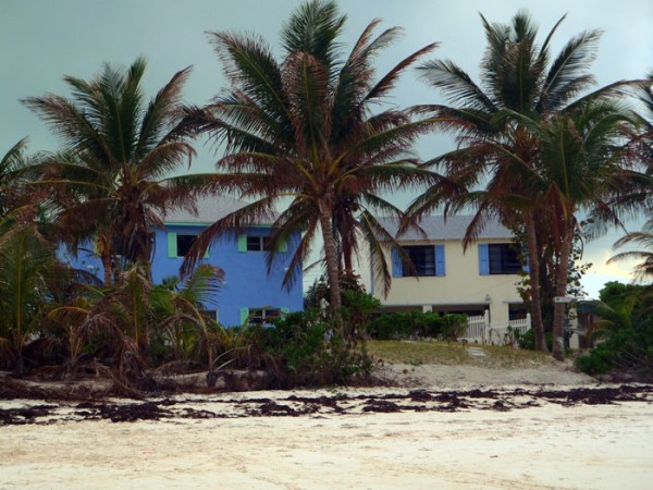 Beach houses overlooking Devil
