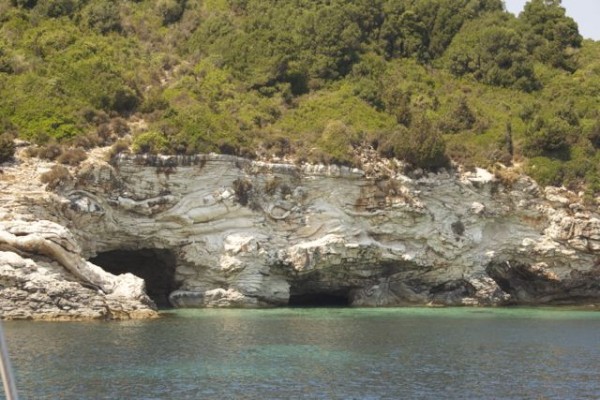 Anti Paxos rock and cave formations